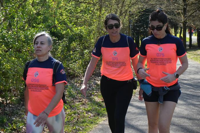 Ehunka lagunek parte hartu d 65 1774179349557