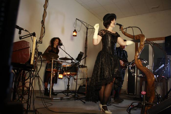 Aiaran ere armairutik atera  34 1511252623832