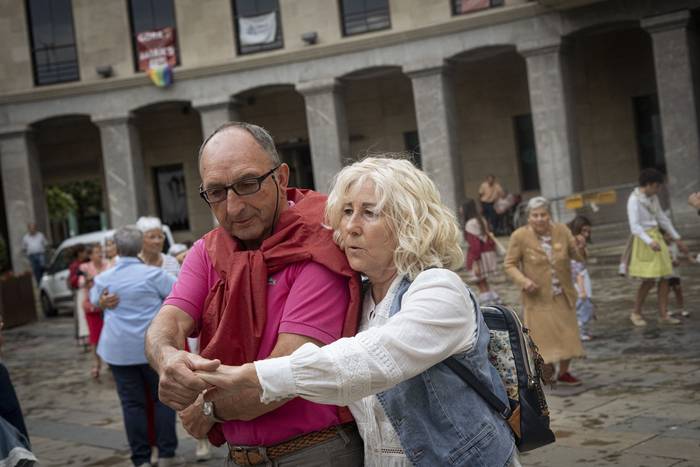 Arratsalde frenetikoa Laudio 76 1756498891635