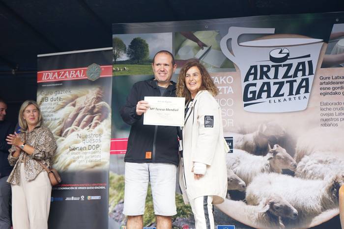 Yolanda Elosegui, Maria Ange 30 1758471092692