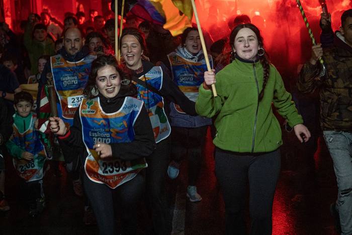 Aldarrikapenez eta pirotekni 49 1774600326407