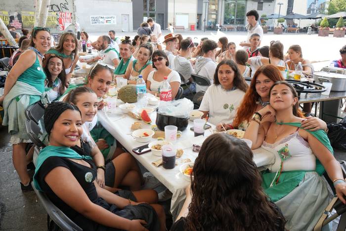 Paella txapelketarekin ekin  46 1755463029864