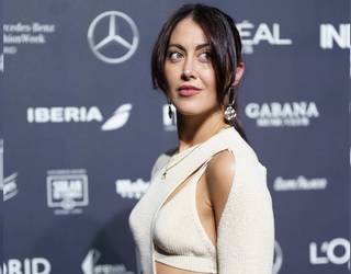 Nahikari Nuñezek arrazismo eta klasismo portaera salatu du bere bikotearen kontra Bilboko taberna batean