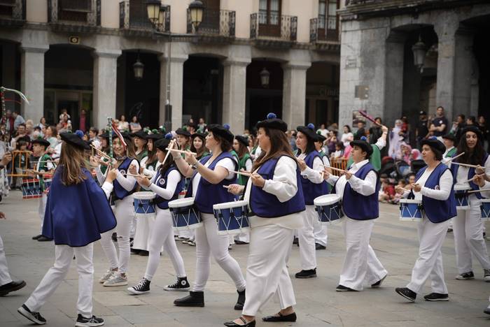 Hezkuntza komunitateak eman  12 1777063523464