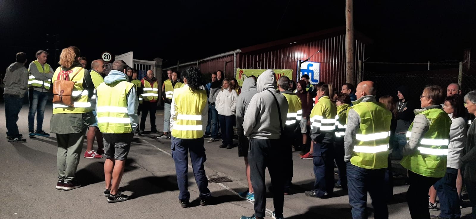 Megatech enpresako grebak lau ordu iraun ditu, UGTk eta LABek aurreakordioa lortu baitute zuzendaritzarekin