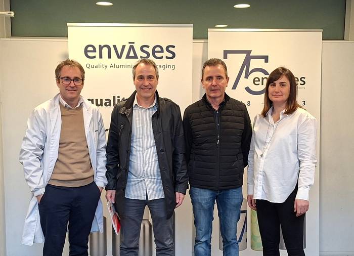 APILL-ek eta Arabako Ontzi Metalurgikoek opari-txartelak bultzatuko dituzte Eguberri hauetan, Laudio Berrikusiren bidez tokiko merkataritza sustatzeko