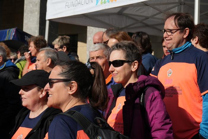 Ehunka lagunek parte hartu d 10 1774178888055