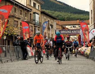 Giro itzela sorrarazi du Orozkoko VI. Kriteriumak Zubiaur plazan eta ingurutan