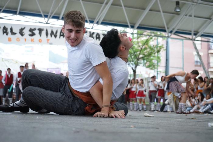 Flan-xurga lehiaketak gatza  31 1756313383876