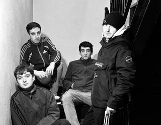 "Hardcoreagoak diren abestiak beste estilo leunago batzuetakoekin nahasten dira diskoan baina guztiek mantentzen dute esentzia bera"