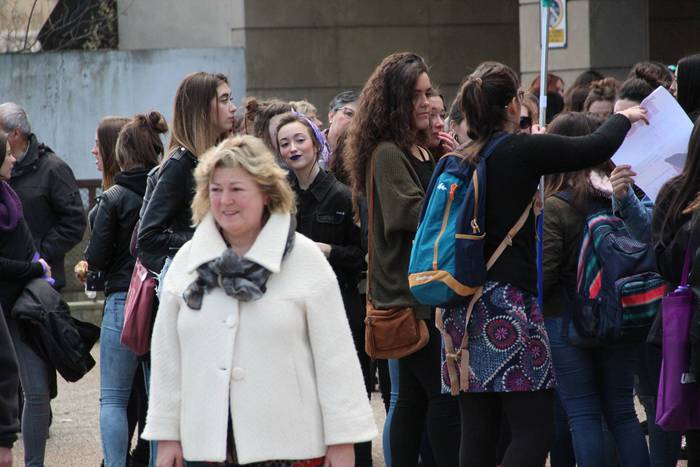 Greba feministaren goizeko t 27 1520512085719