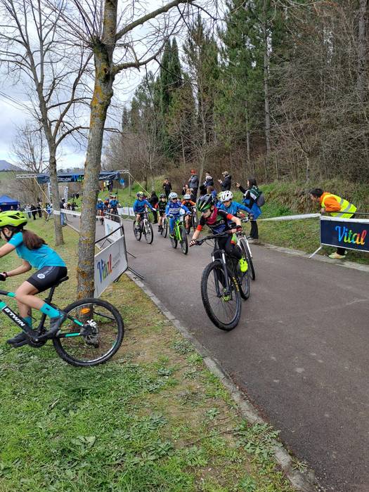 140 umek parte hartu zuten a 25 1772319185574