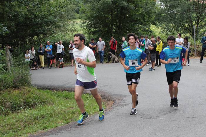 Auzoko mendiak zeharkatu zit 37 1498470953250