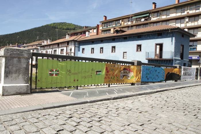 Herri galdeketan jai giroa n 26 1494236705122