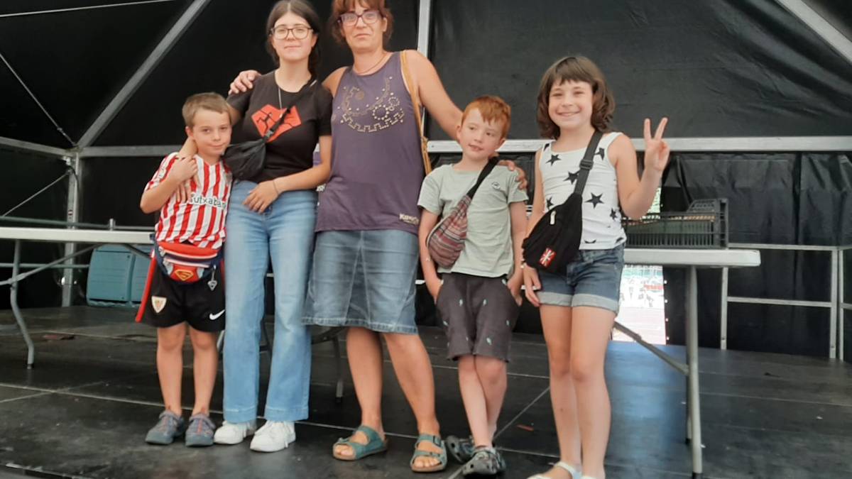 Igande bizia Ugarten jaiei agur esateko
