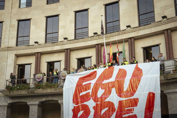 Langileekin biltzea eta Made 8 1761380900359