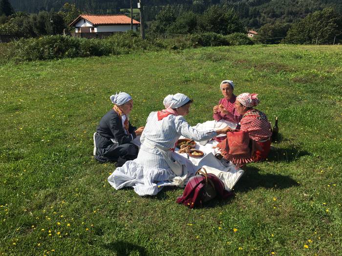 300 lagunek hartu dute parte 25 1506238228120