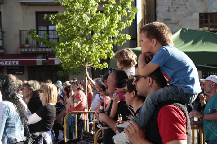 Herri galdeketan jai giroa n 11 1494236206295