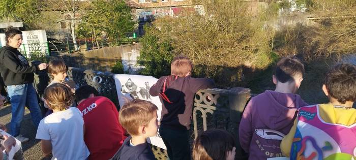 Areta apaindu zuten atzo Kor 3 1774390093854