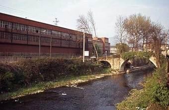 Aceroseko langile ohi baten gaitza amiantoak sortua dela berretsi dute epaitegiek