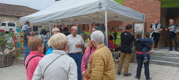 Bizilagunen artean ospatu di 25 1759731936768