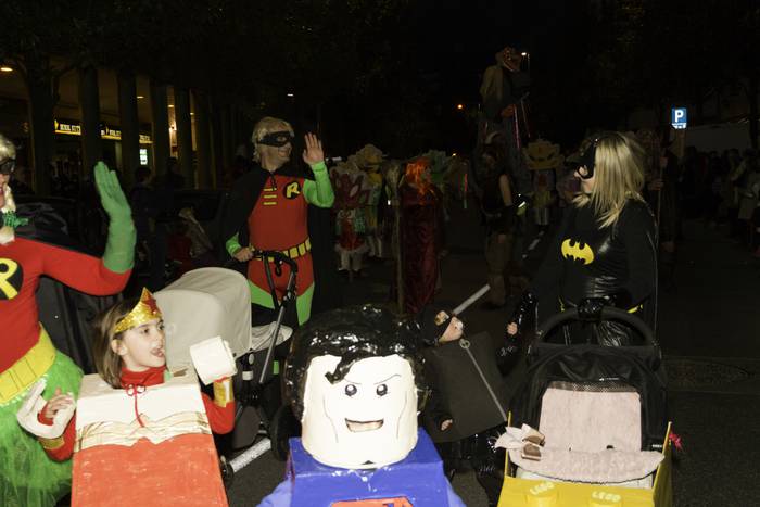 Mozorro koloretsuek ziprizti 68 1488199218554