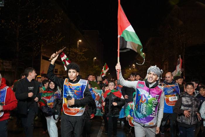 Aldarrikapenez eta pirotekni 141 1774615594215