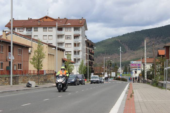 Euskal Herriko itzuliak esku 16 1522848813370