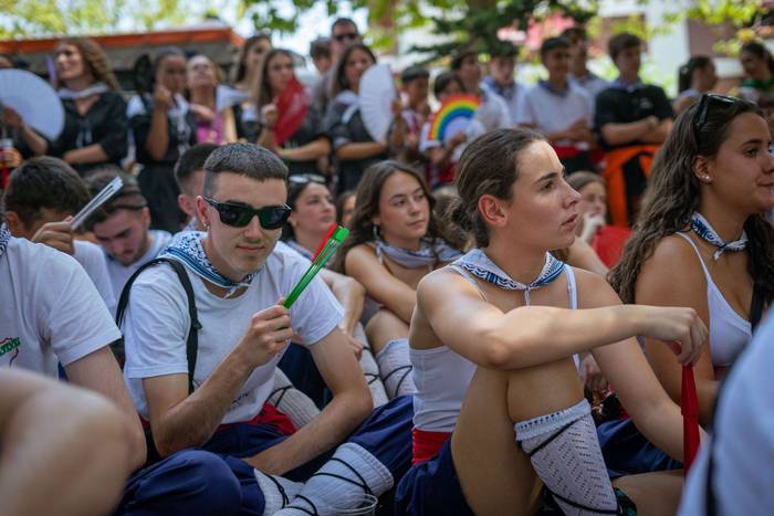 Amurrioko Kuadrillek ate jok 34 1755001105048