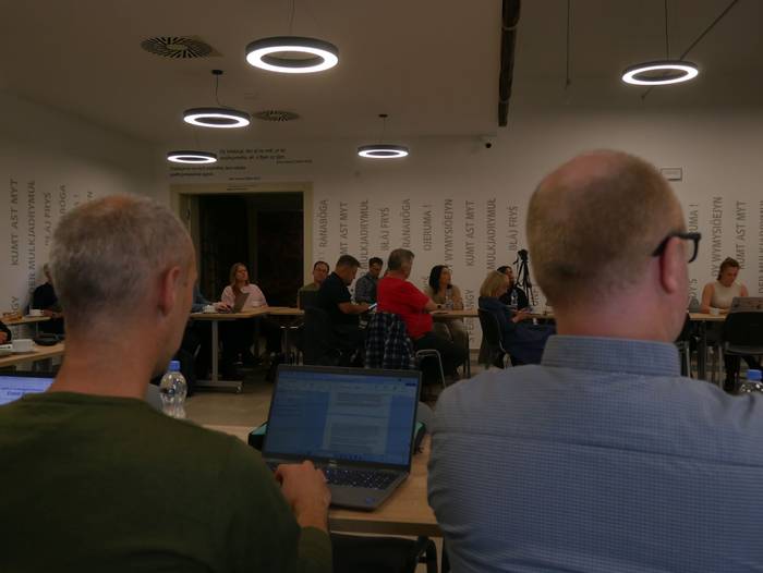 Eletik alera, Europako hizku 79 1759330636707