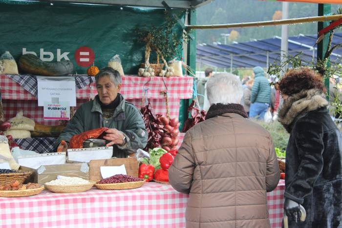 Eguraldi petrala izan arren, 8 1513616670455