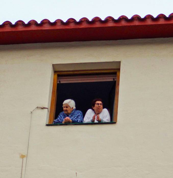 Larrazabal auzunean komunita 12 1588419227118