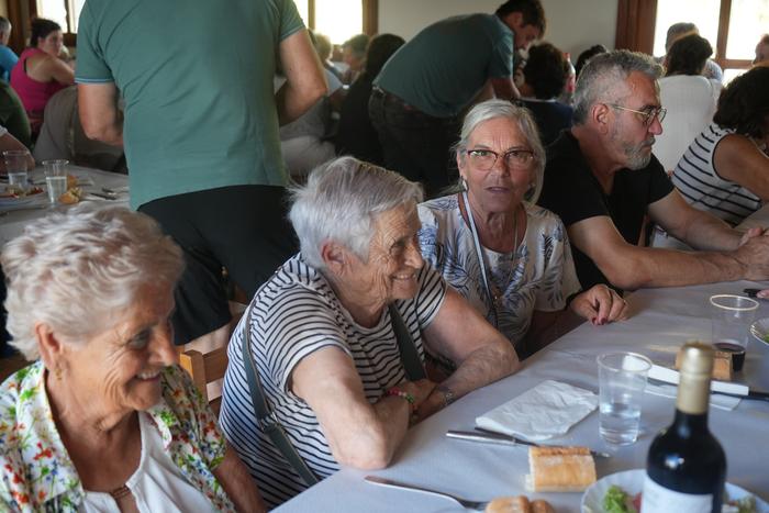 Zuhatzako jaietan paella iza 7 1753009753594