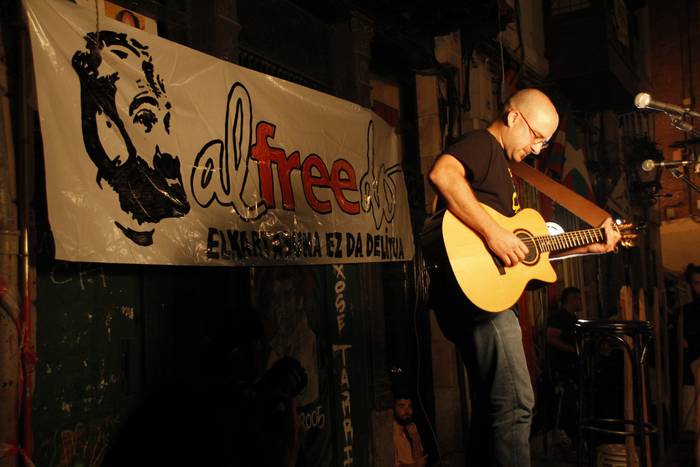 Alfredo Remirezi elkartasuna 9 1508165698480