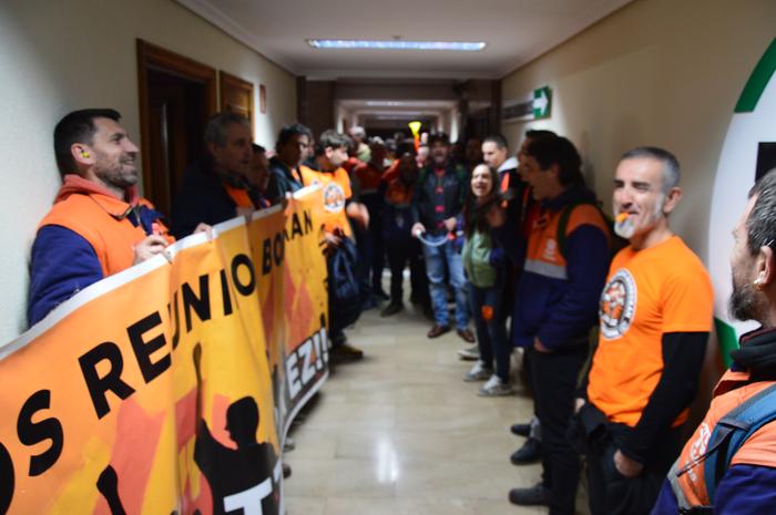 Tubos Reunidoseko bulego nag 7 1773140158411