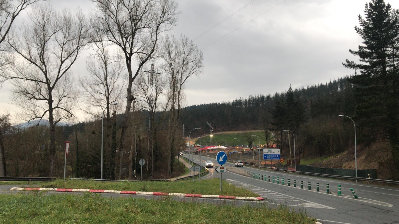 Basaurbeko araztegiaren aurrean eraiki behar den errotondaren obrak eztabaidagai Espainiako Kongresuan