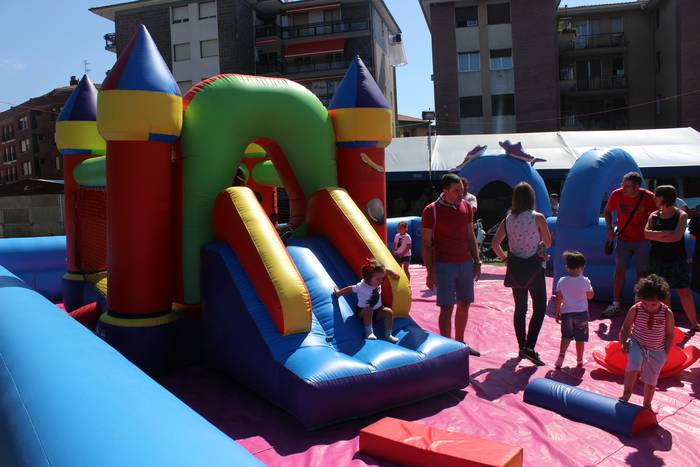 Haurrak eta edadetuak izan d 29 1502712459305