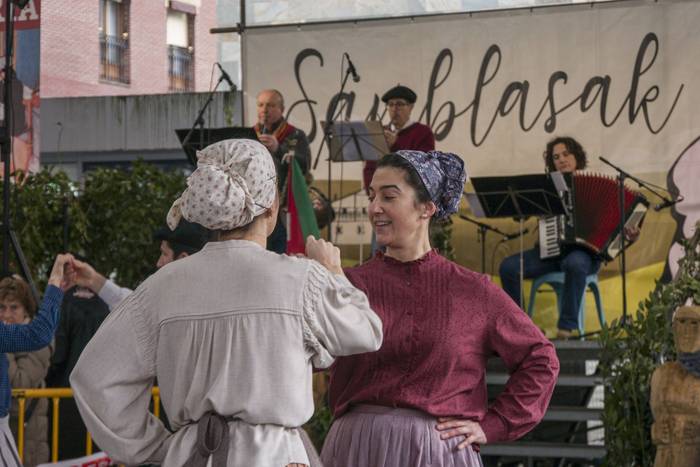 Egon diren, dauden eta egong 26 1769978651538