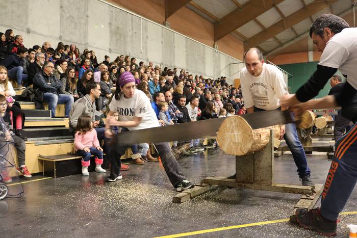 Andra Mari garaile kaleen ar 63 1515361559130