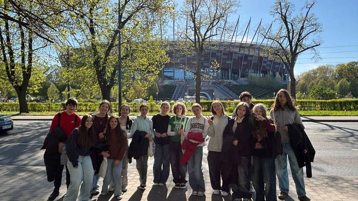 Osteguna zientzian buru-bela 12 1776973425303