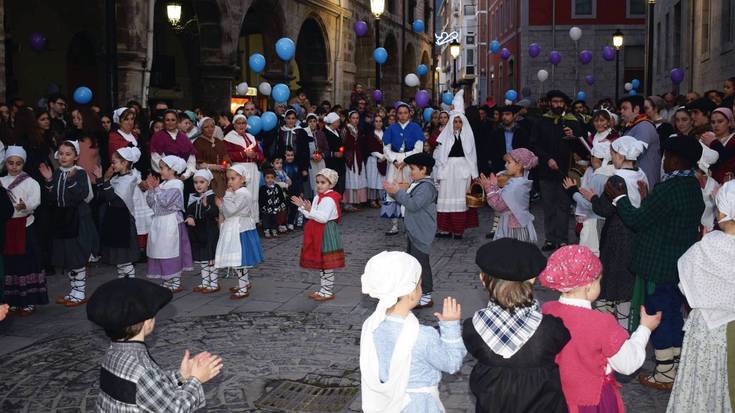 Mari Domingiri gutuna ematea eta hamaiketakoa