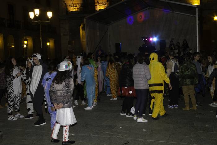 Mozorro koloretsuek ziprizti 24 1488200938442