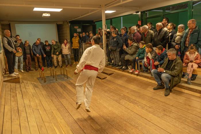 Aiarako bola-jokoaren oinarr 10 1766170591286