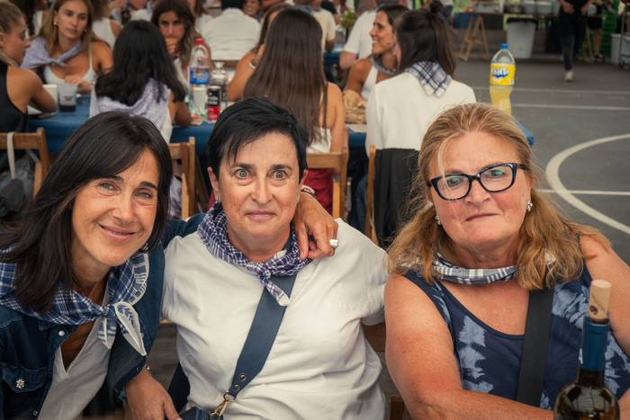 Ehunka lagun bildu dituzte j 137 1757018725915