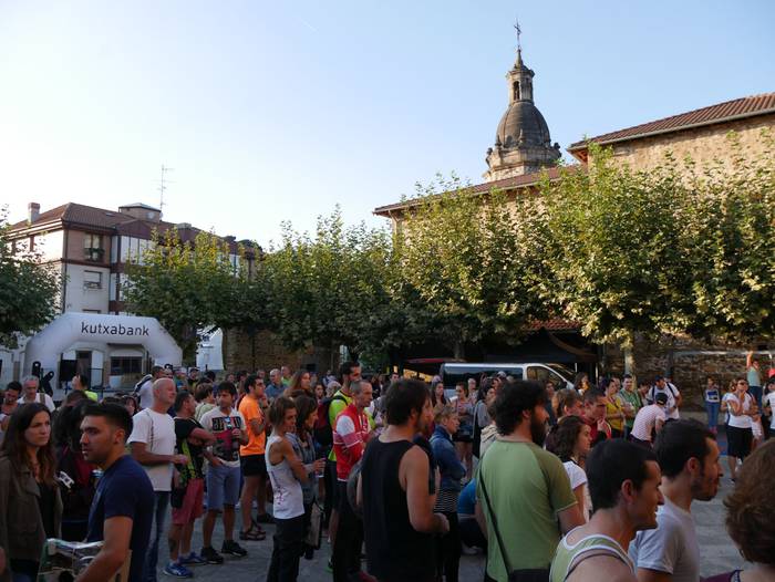 Haur zein helduek izan zuten 330 1538429490721