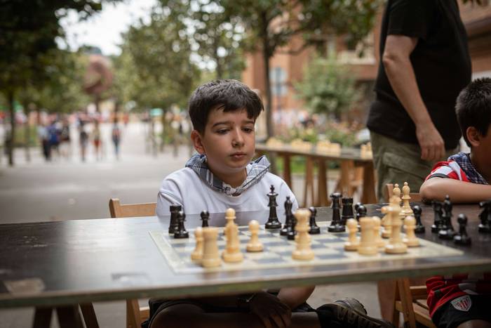 Haur eta nagusiak izan dira  13 1755092524800