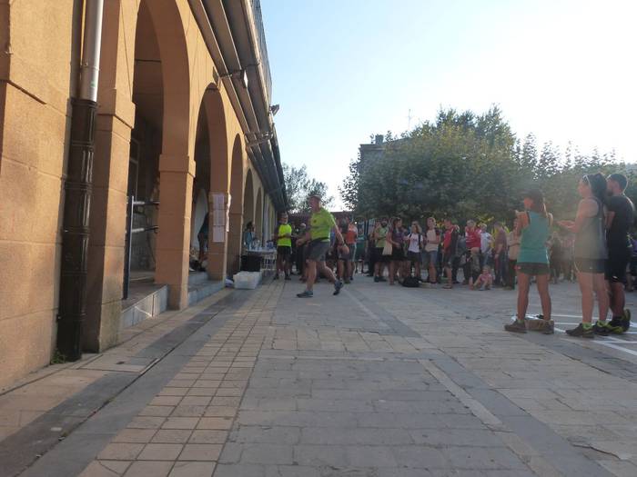 Haur zein helduek izan zuten 375 1538430039042