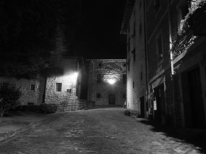 Dorreko aldapa (Calle del Mercado)