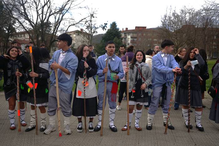 Amurrioko kintoek senideekin 2 1770386866921