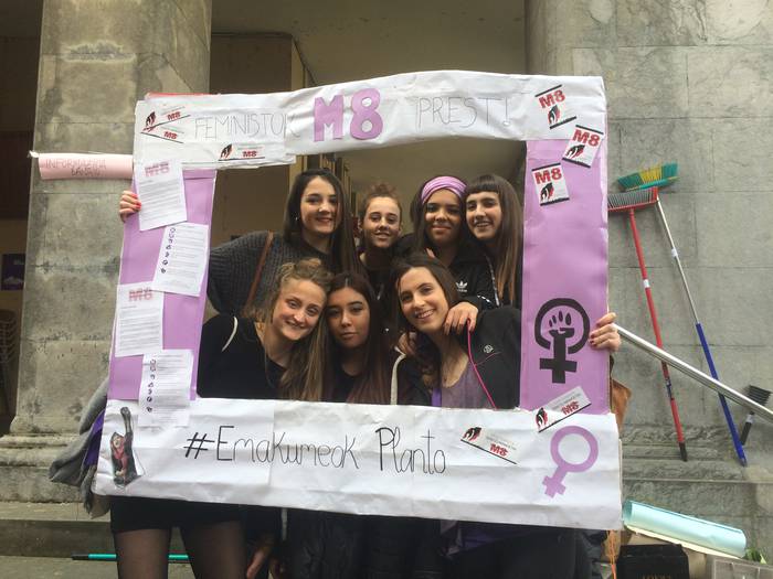 Greba feministaren goizeko t 135 1520519724195